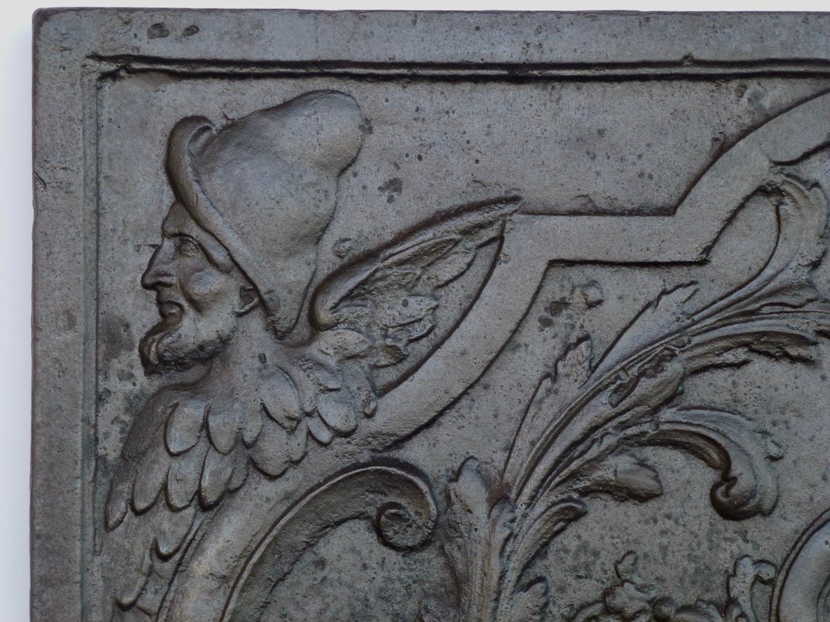 Plaque de cheminée allégorie de la fausse rumeur étouffée, Louis XV - XVIIIe S. (104x83 cm)-photo-1
