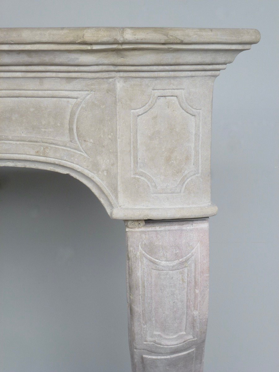 Cheminée en pierre de Bourgogne d'époque Louis XIV-photo-1