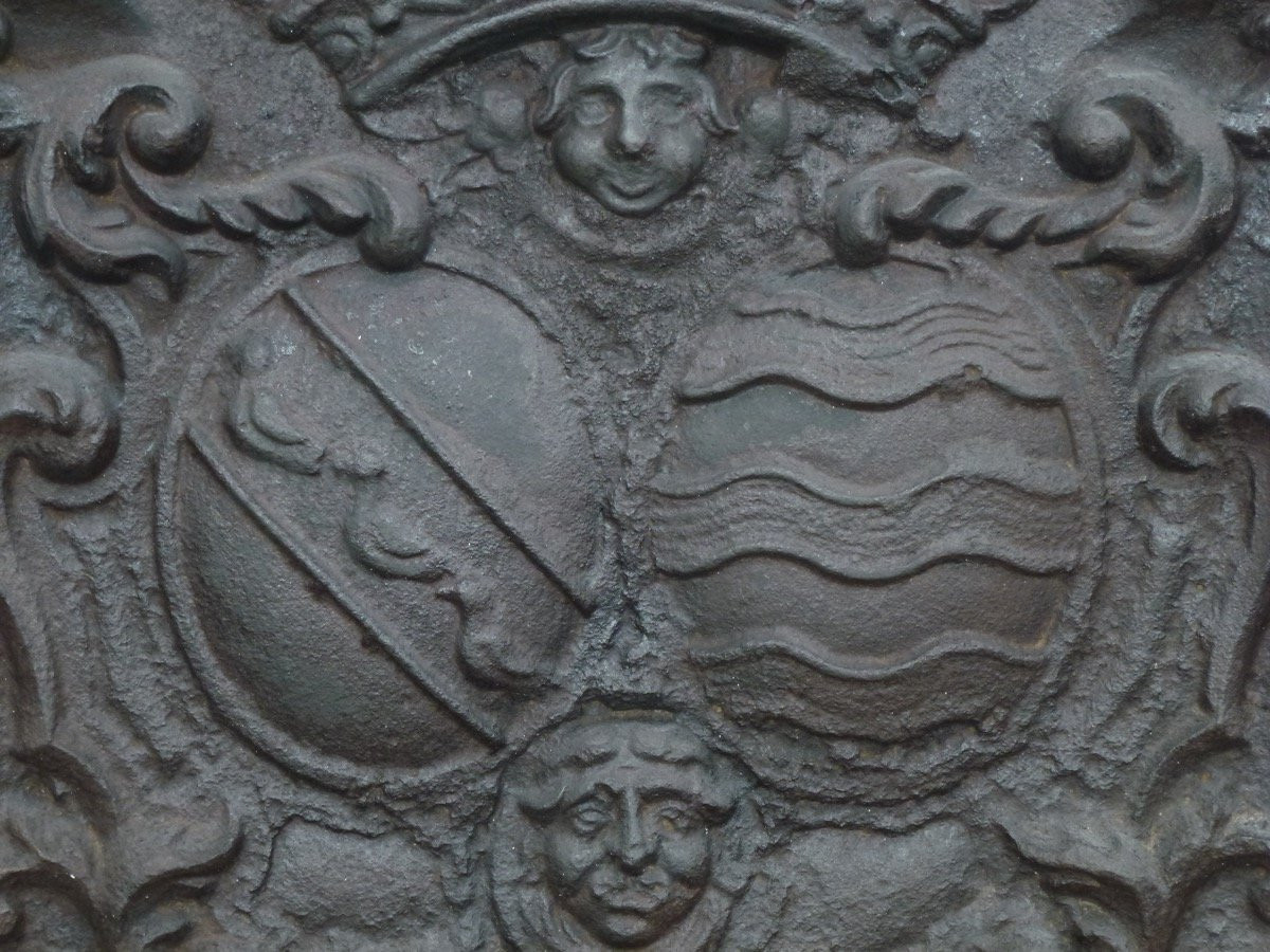 Fireplace Plaque Bearing The Combined Coat Of Arms Of Morel De La Motte And Martin De La Balluère 57x69-photo-2