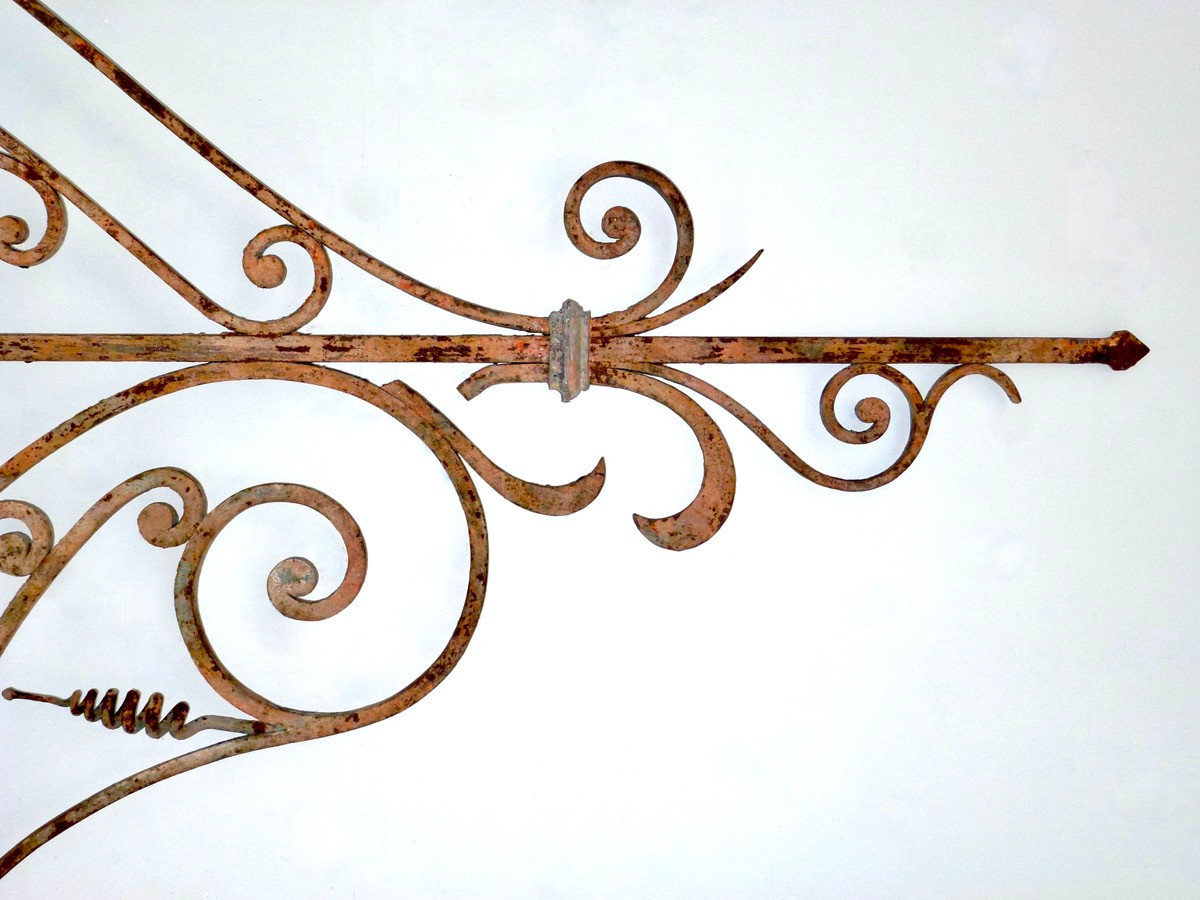 Pair Of Wrought Iron Marquise Brackets Or Cantilevers-photo-1