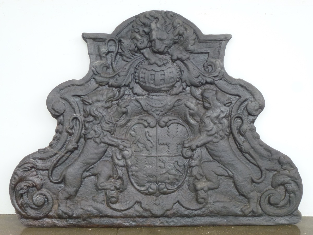 Fireplace Plaque Bearing The Coat Of Arms Of Marie De La Tourette De Ginestous De Saint-cierge (109x80 Cm)