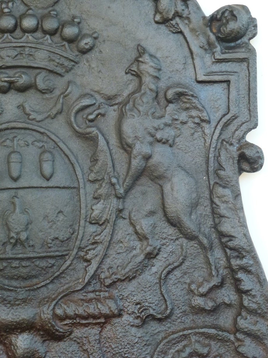 Fireplace Plaque Bearing The Coat Of Arms Of Joseph Fleuriau d'Armenonville (76x82 Cm)-photo-1