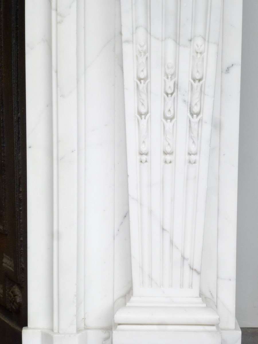 Important Louis XVI Style Fireplace In White Calacatta Marble-photo-4