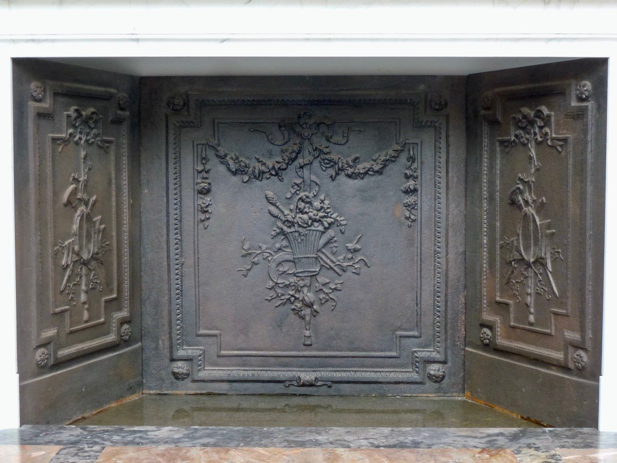 Important Louis XVI Style Fireplace In White Calacatta Marble-photo-5