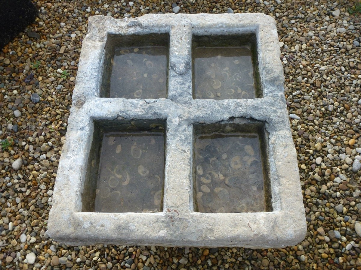 17th Century Feeding Trough For A Pack Of Dogs.-photo-3