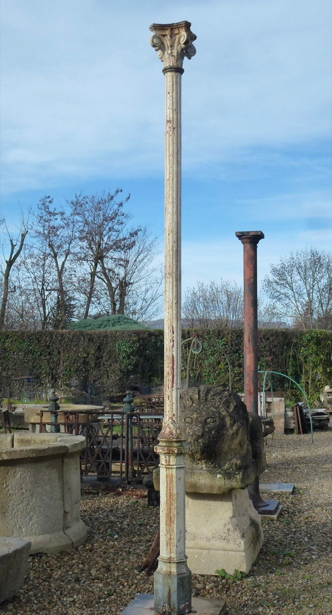 Pair Of Cast Iron Posts Or Columns, 19th Century.-photo-2