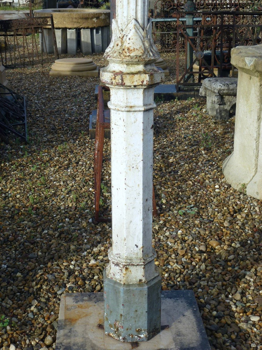 Pair Of Cast Iron Posts Or Columns, 19th Century.-photo-3