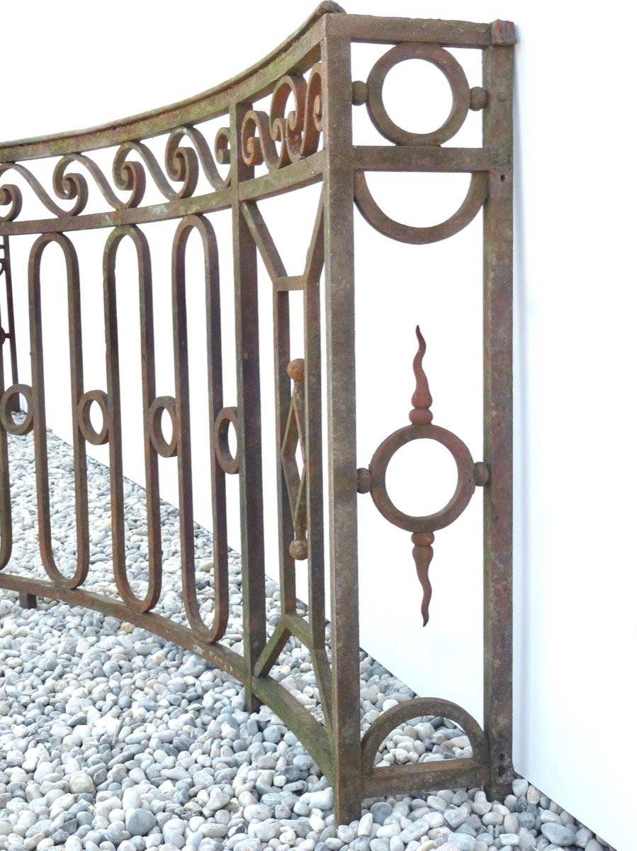 Balcon ou garde-corps de terrasse galbé d'époque Louis XVI-photo-3