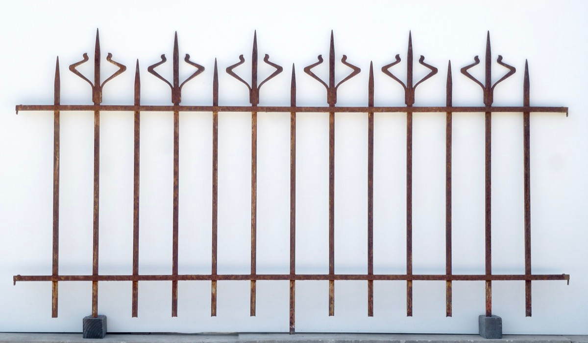 Grille de clôture en fer forgé Art Nouveau - XXe S. - Lg 23 m H 1 m-photo-4
