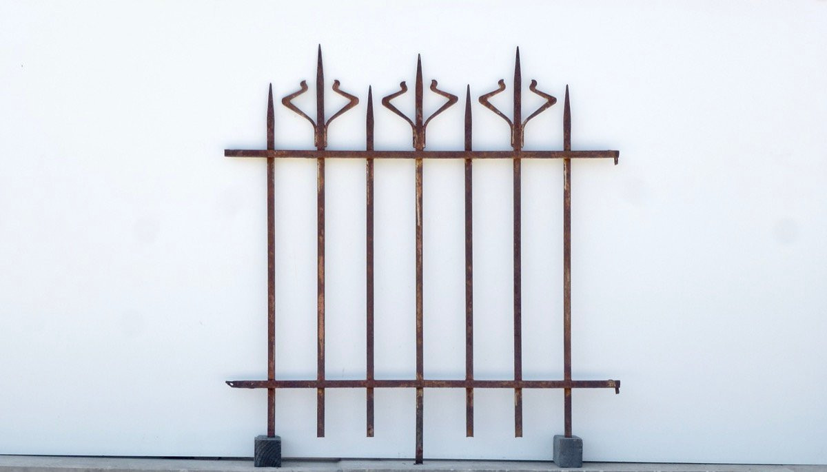 Grille de clôture en fer forgé Art Nouveau - XXe S. - Lg 23 m H 1 m-photo-4