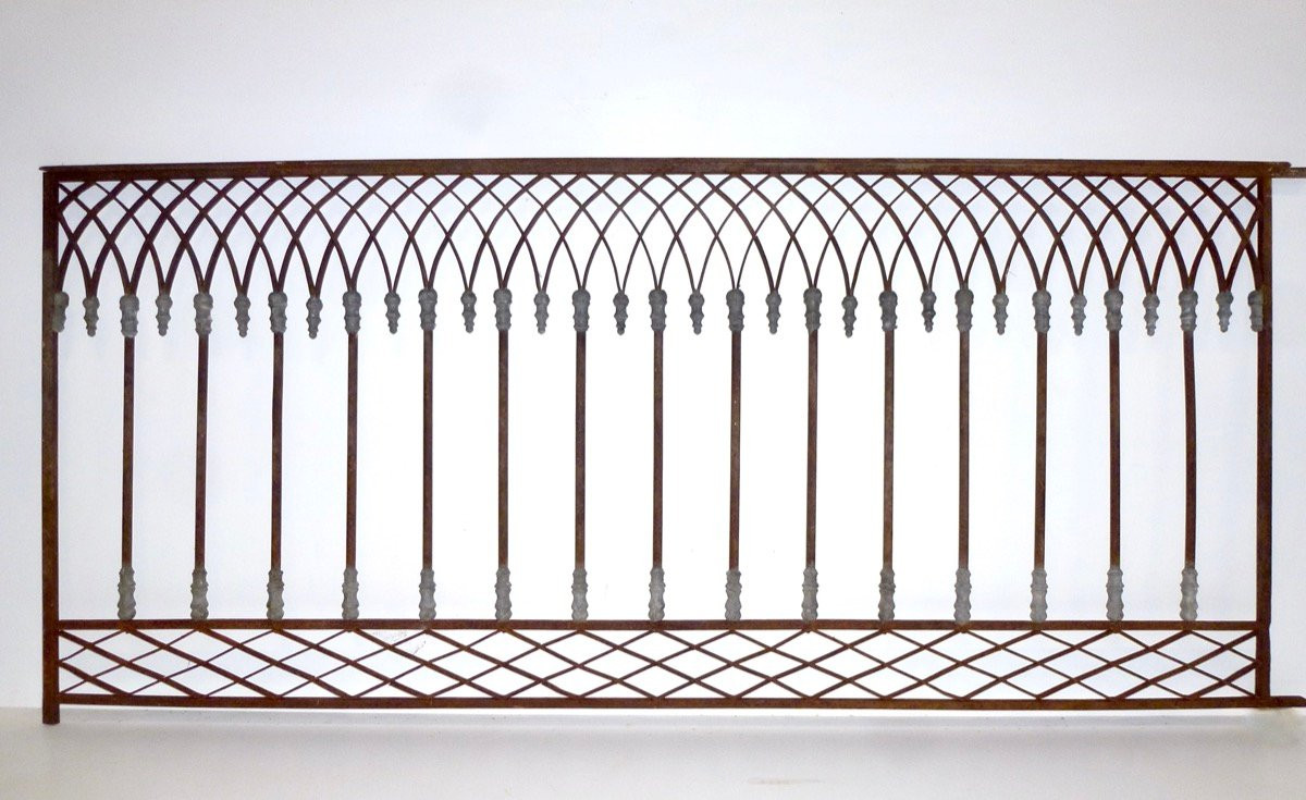 Garde-corps en fer forgé de style gothique - Lg = 620 cm H = 94 cm - XIXe S.-photo-2