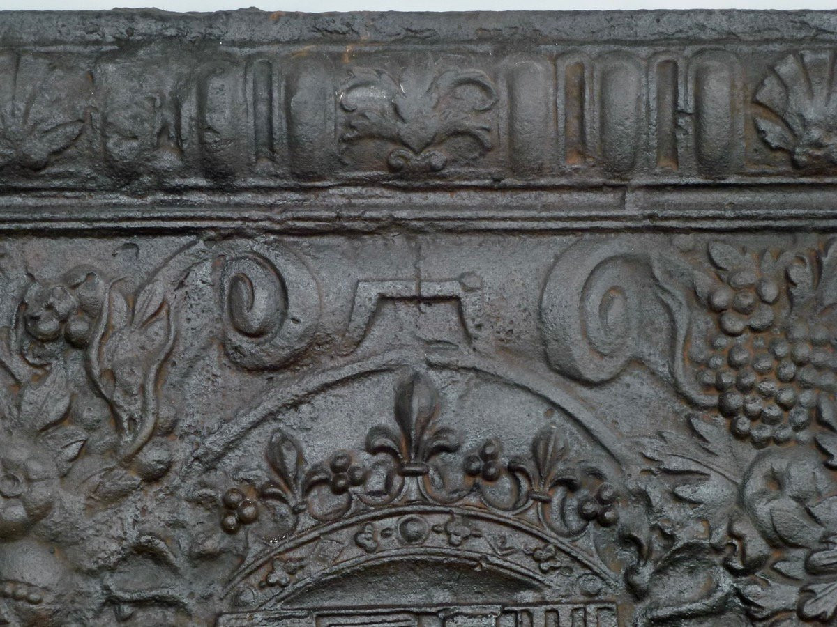 Museum Fireback Bearing The Coat Of Arms Of Charles III Of Lorraine, Dated 1570 ( 106 X112 Cm)-photo-3