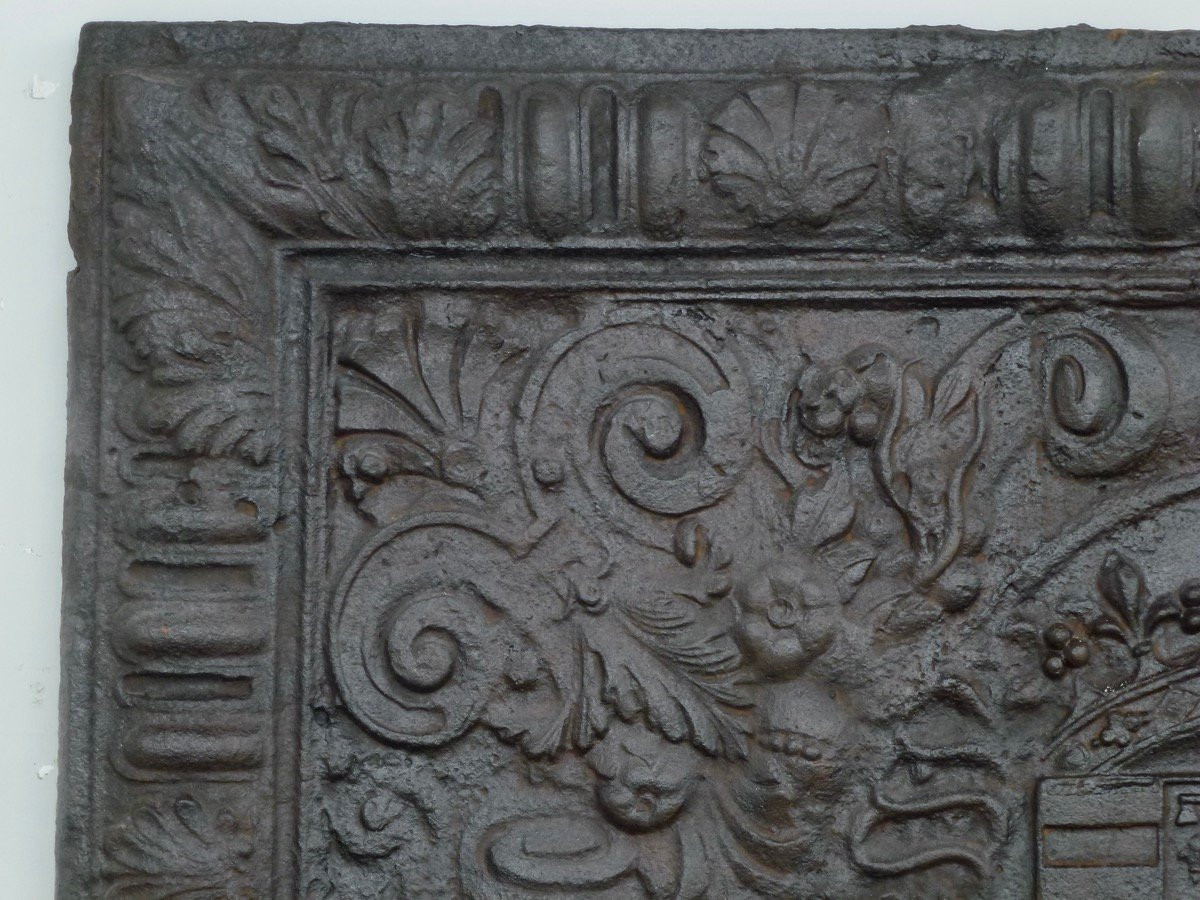 Museum Fireback Bearing The Coat Of Arms Of Charles III Of Lorraine, Dated 1570 ( 106 X112 Cm)-photo-4