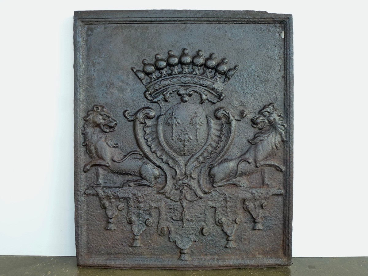 Fireback With The Grassin Family Coat Of Arms 18th Century ( 70x80 Cm)