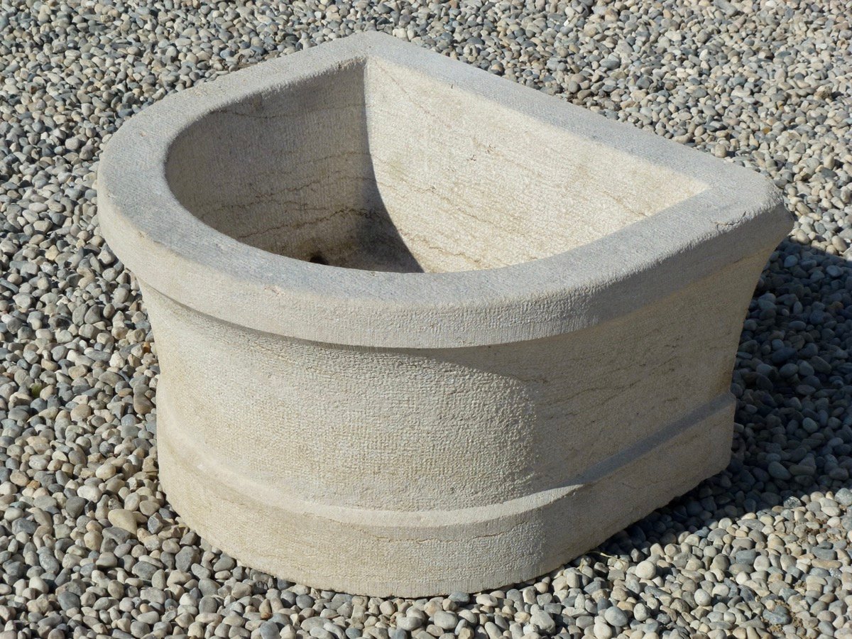 Semicircular Wall-mounted Fountain Basin-photo-3