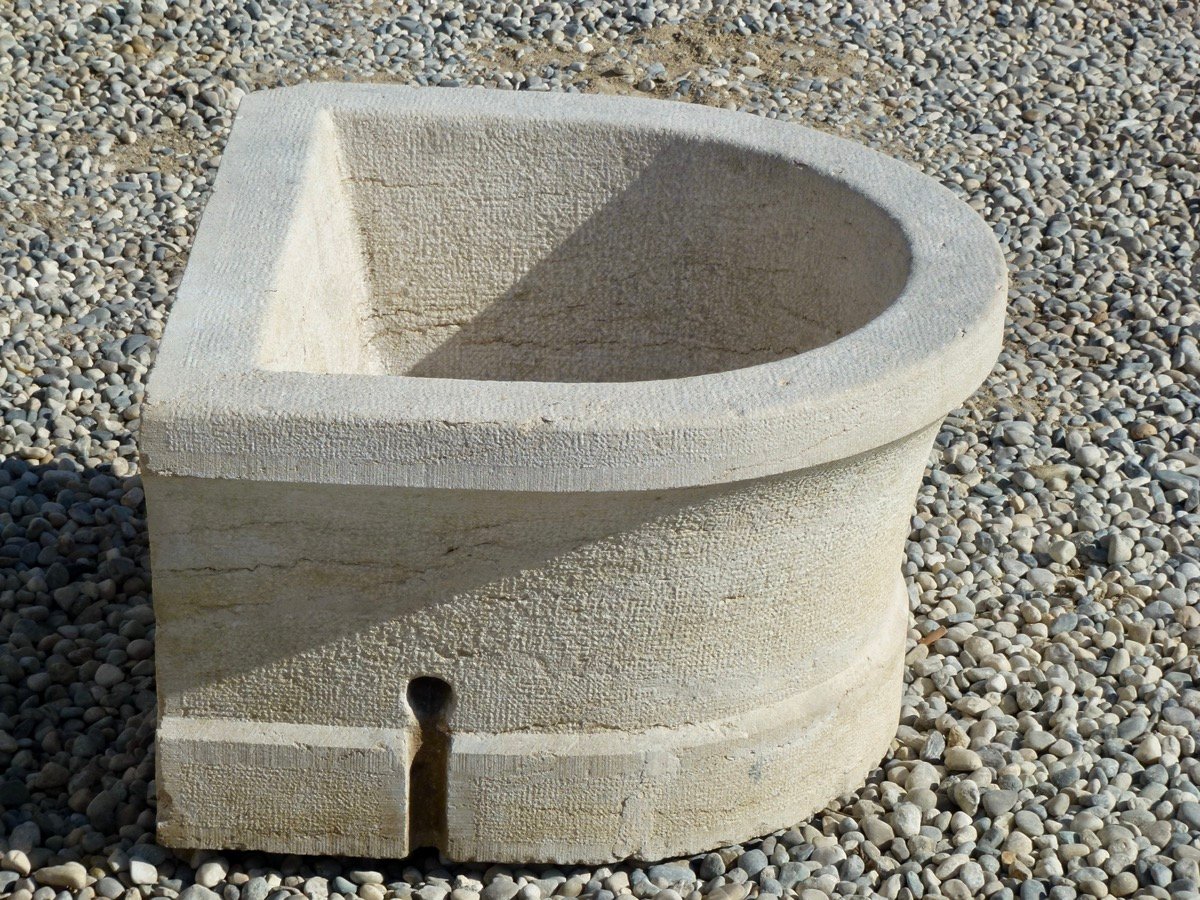 Semicircular Wall-mounted Fountain Basin-photo-4