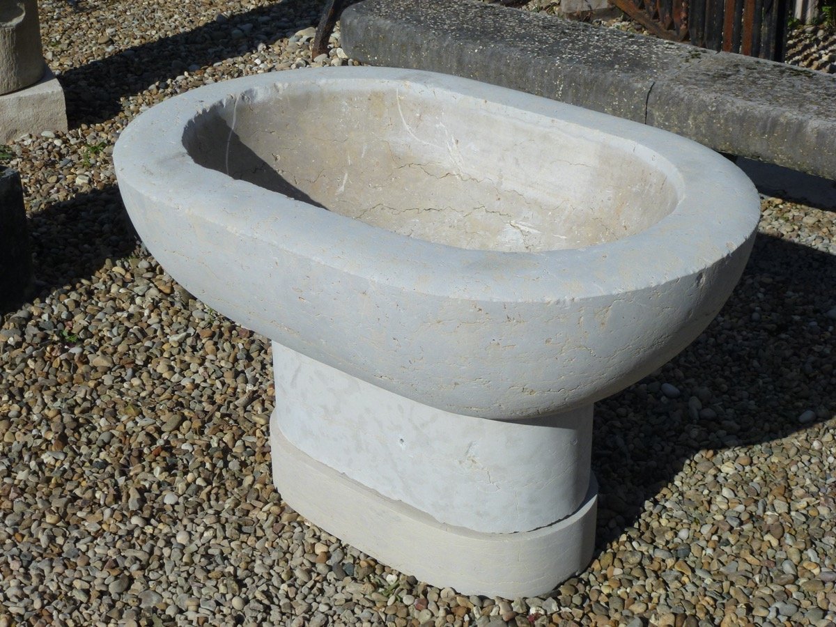 Centerpiece Fountain Made Of Hard Stone-photo-3