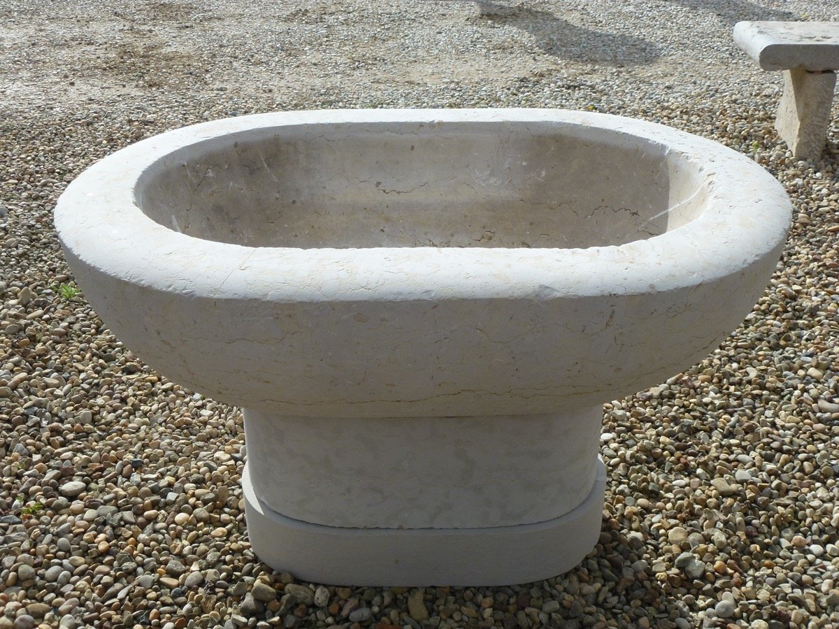 Centerpiece Fountain Made Of Hard Stone-photo-4