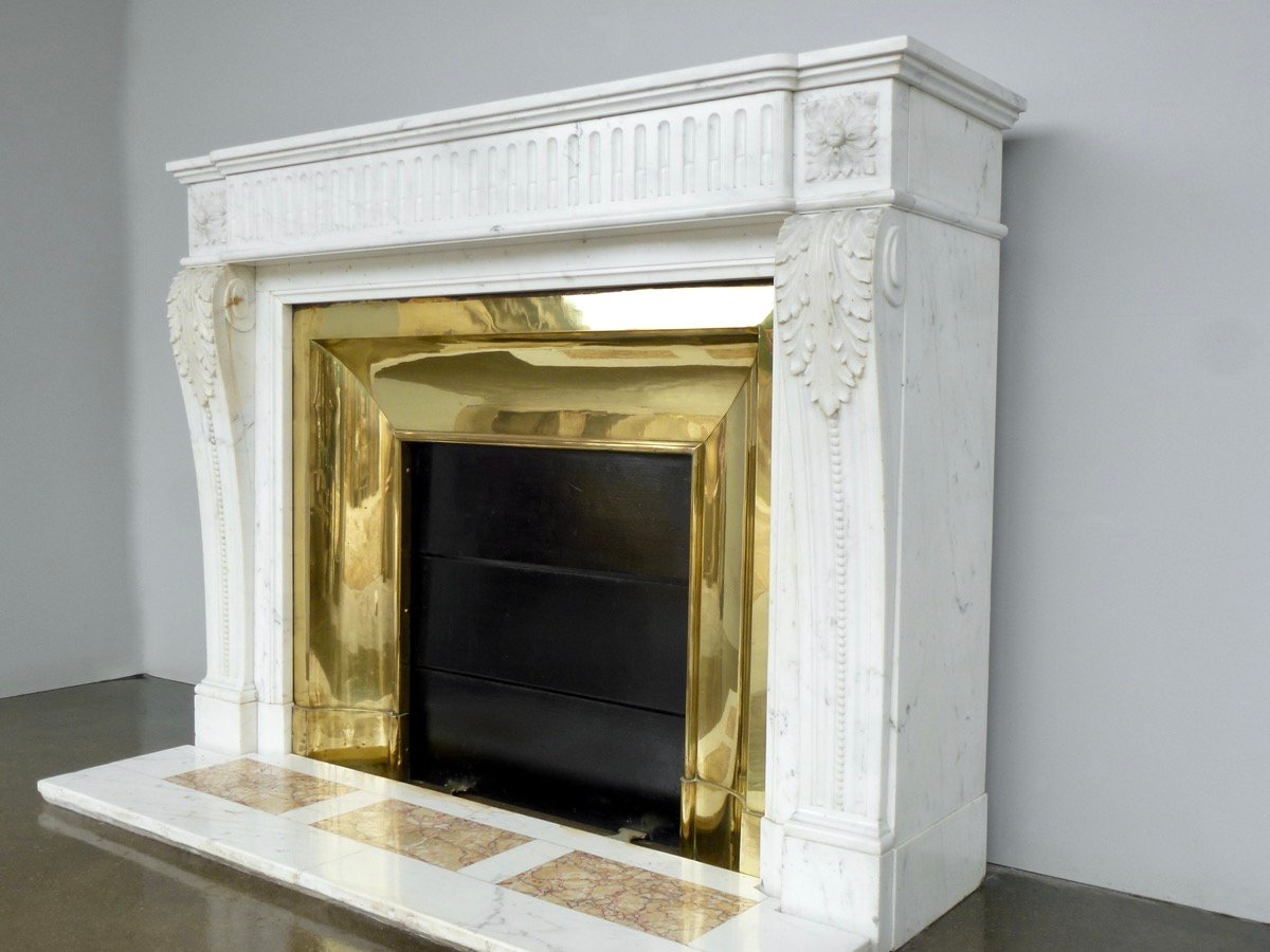 Louis XVI-style Fireplace Made Of Calacatta White Marble-photo-4