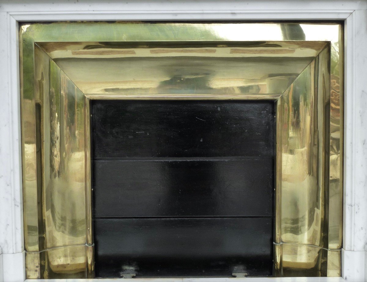 Louis XVI-style Fireplace Made Of Calacatta White Marble-photo-5