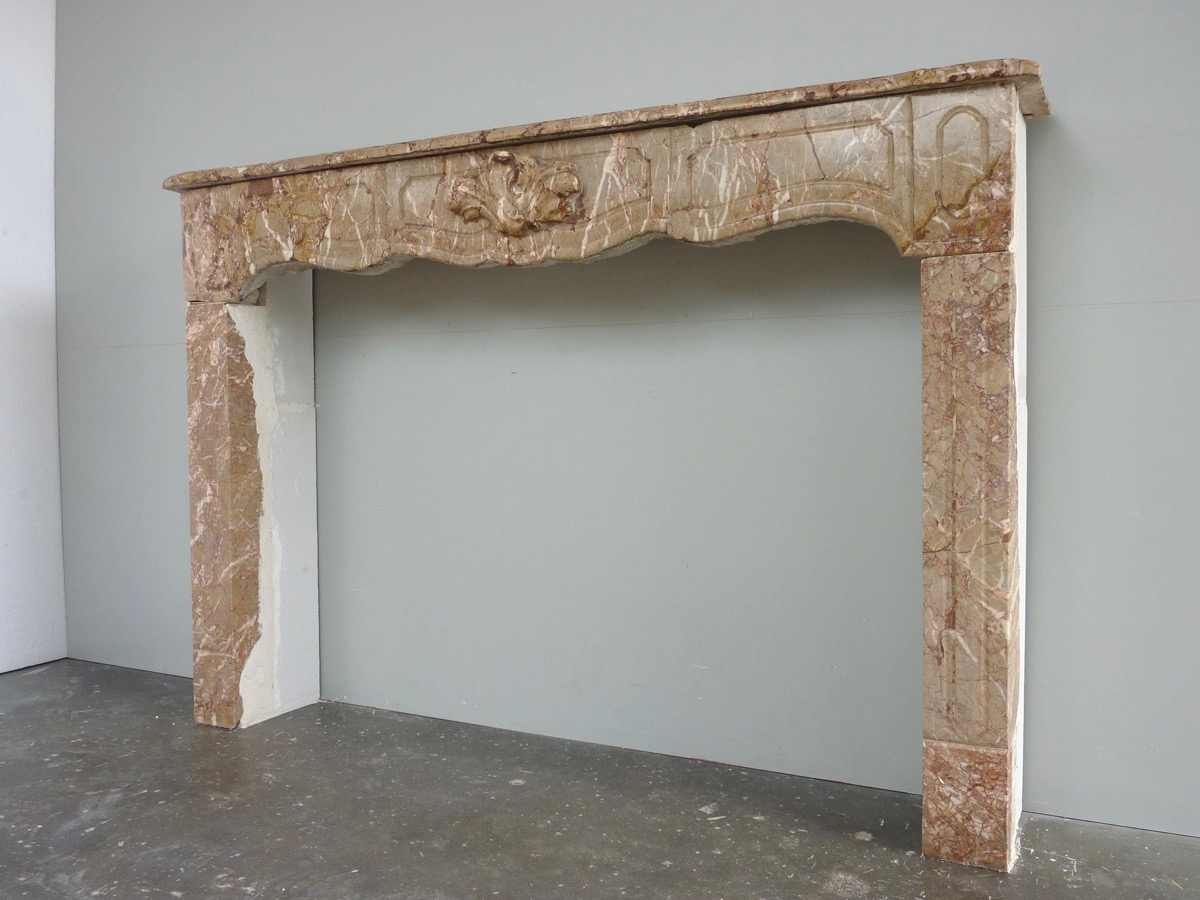 Louis XV Fireplace In Trets Marble-photo-3