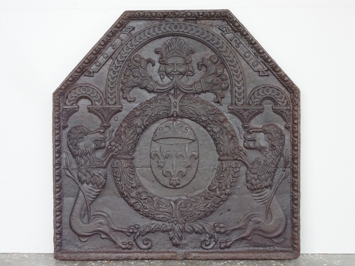 Plaque de cheminée datée 1600 ( 75 x 76 cm )