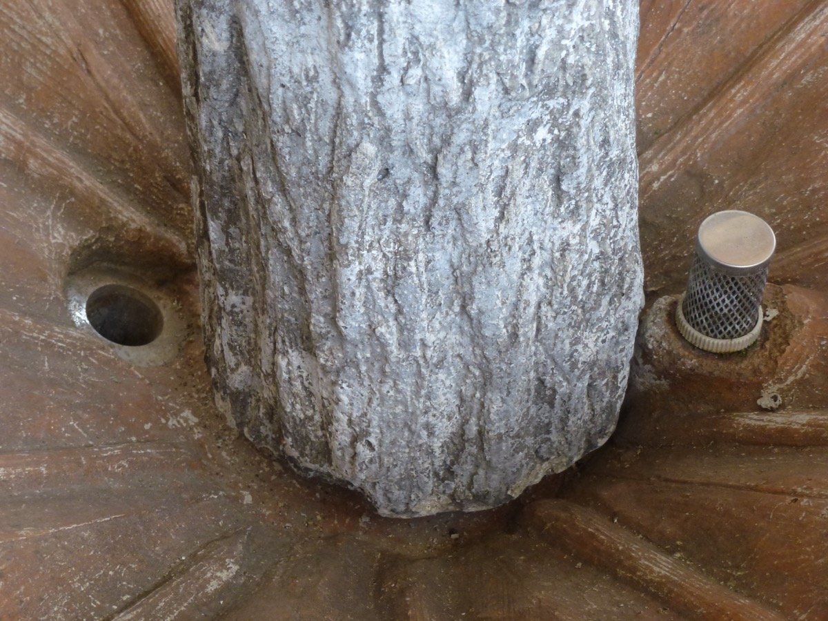 Fontaine en ciment façon -photo-1