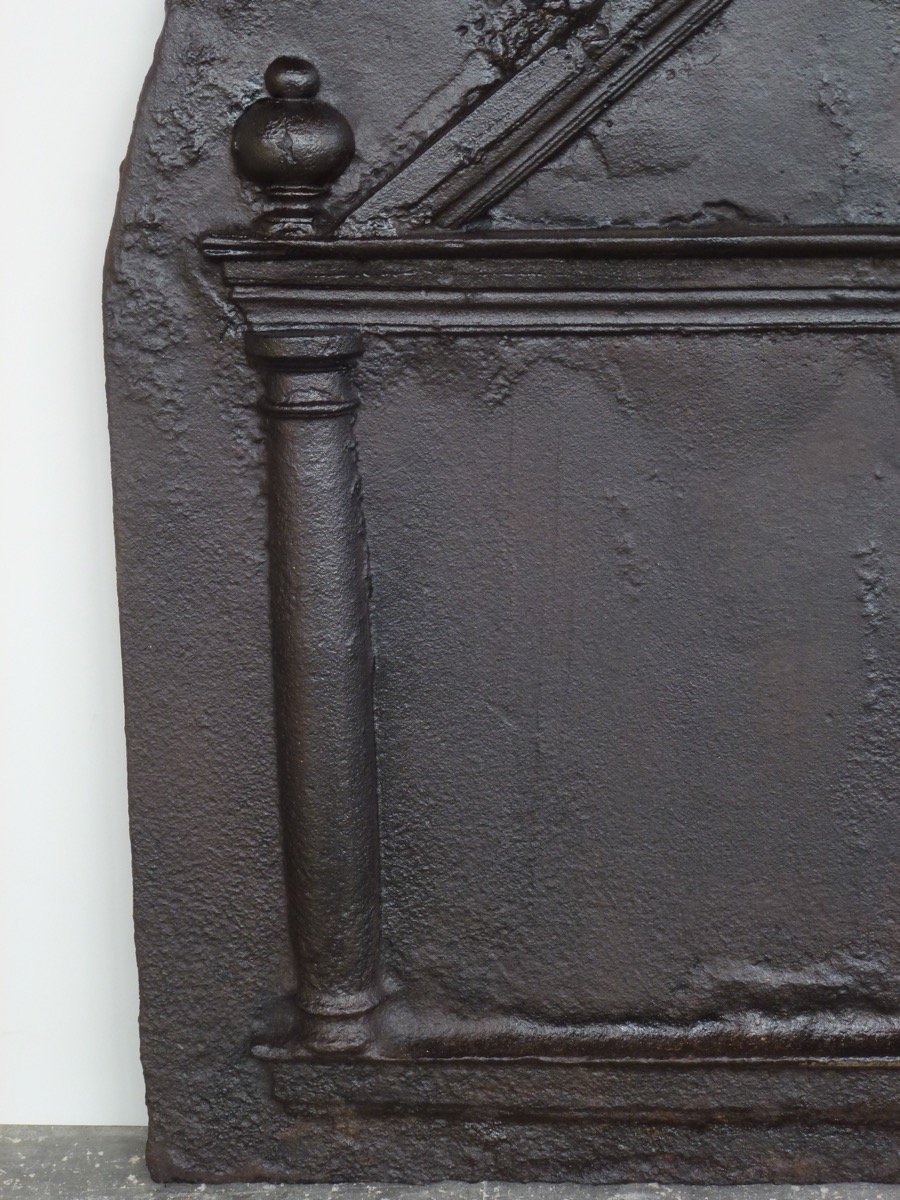 Plaque de cheminée au Temple XVIIéme S. (89 x 78 cm)-photo-3