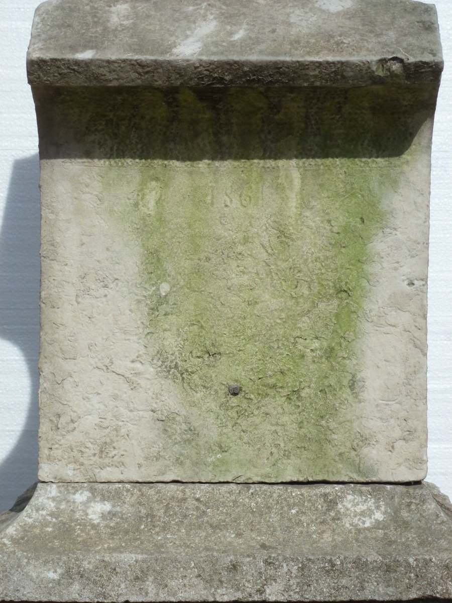 Sundial Or Gnomonic Block In XIXth Century Stone-photo-3