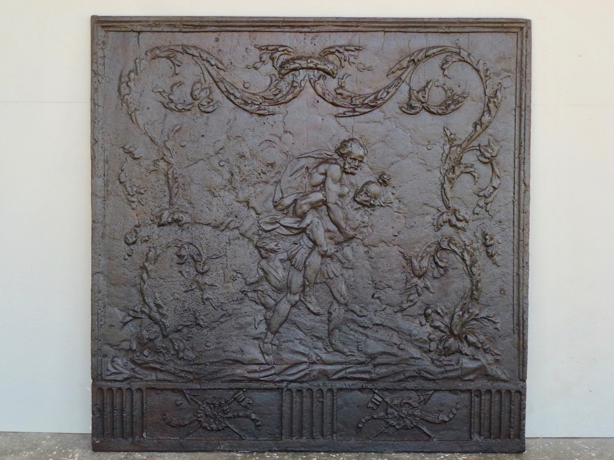 Plaque de cheminée d'époque Louis XVI iconographie de la mythologie grecque (97 x 97 cm)