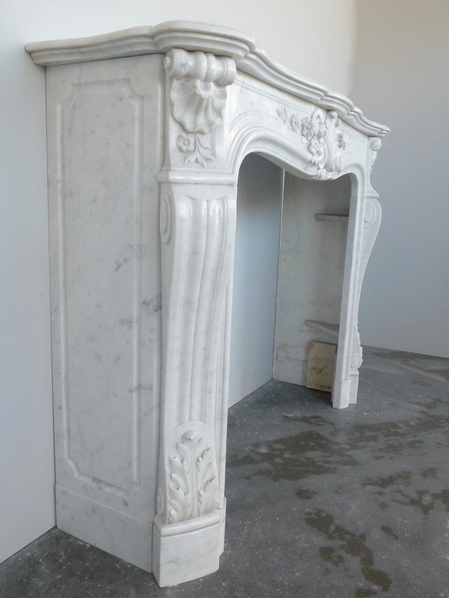 cheminée en marbre de Carrare, de style Louis XV d'époque XIXéme S.-photo-3