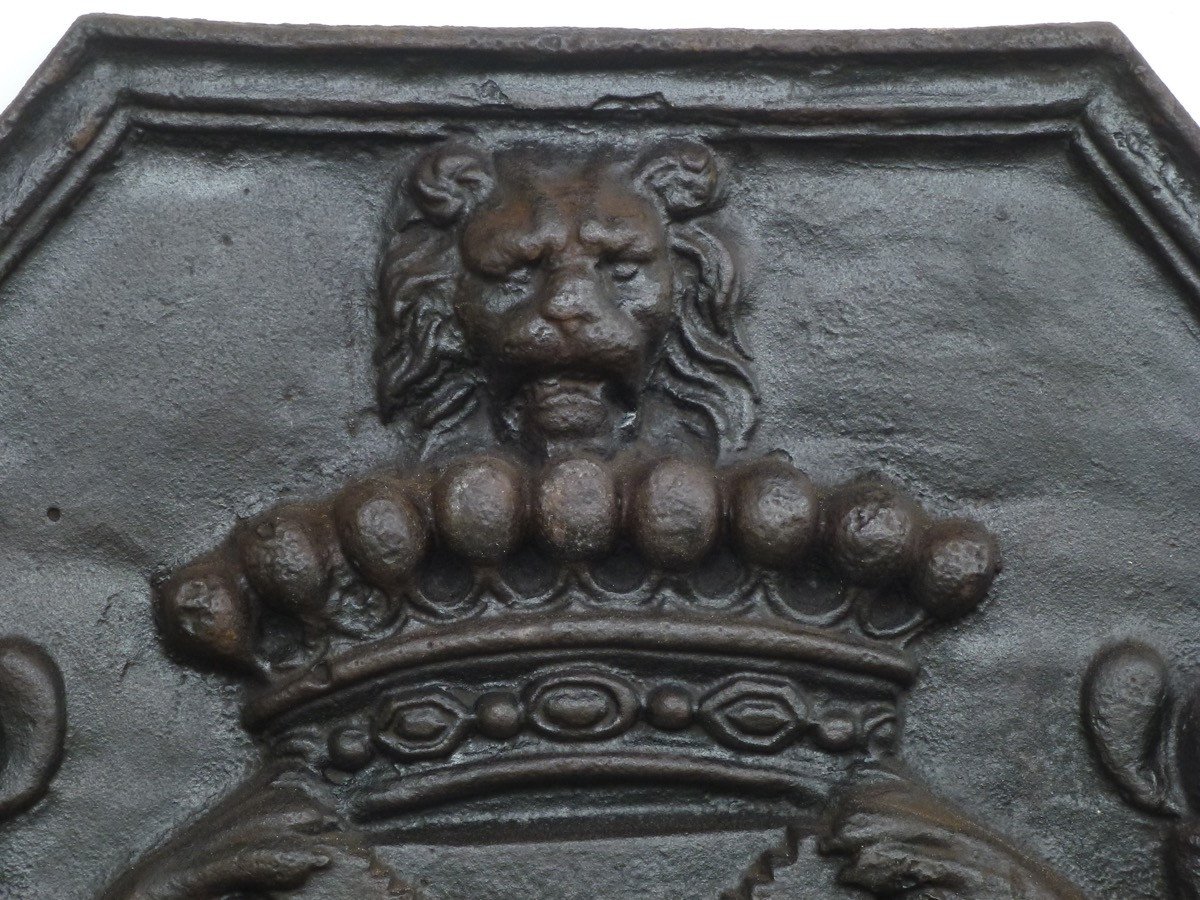 Fireplace Plate With The Arms Of René III De Froulay-photo-3