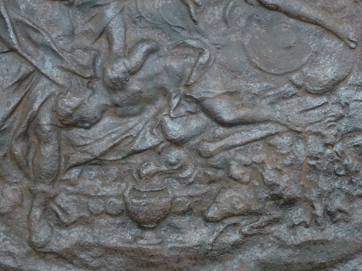 Important Louis XV Period Fireback-photo-4
