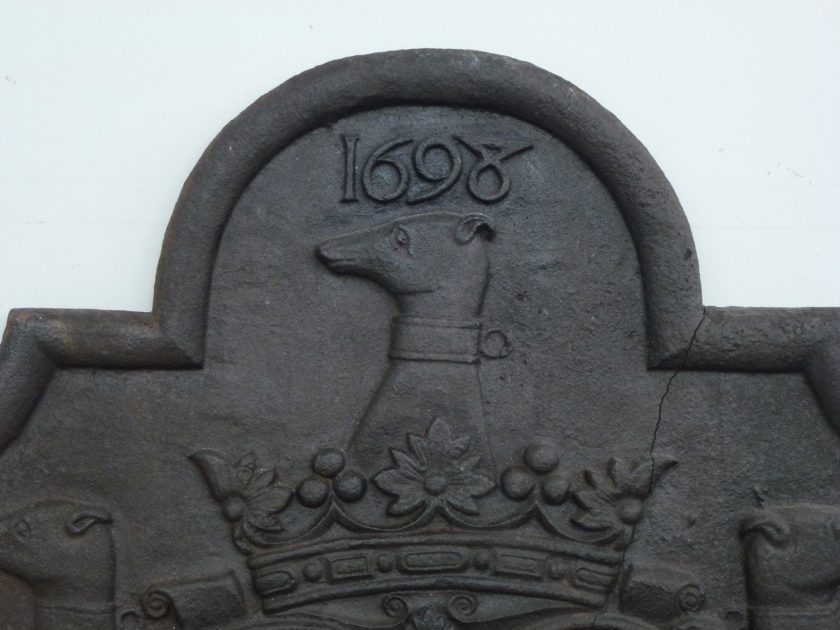 Plaque de cheminée aux armes d’alliance de Adrien du Bosc de Vitermont (77x93 cm)-photo-3