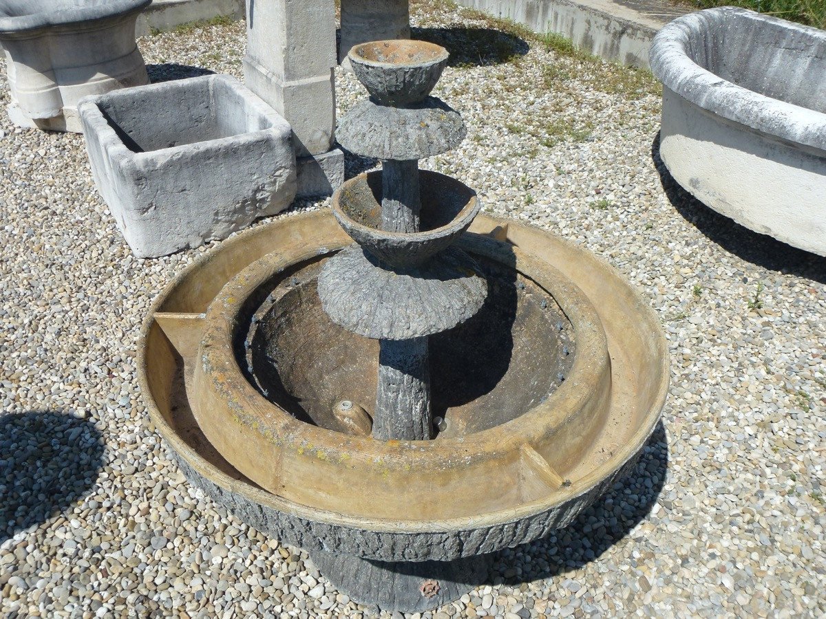 Faux Wood Fountain, Treated In The Style Of Rockery-photo-3