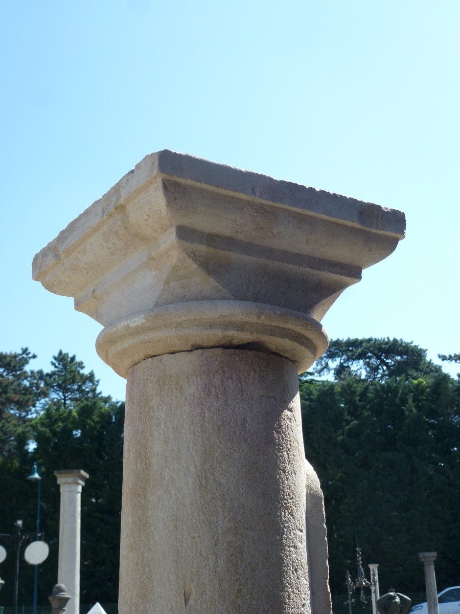 Burgundy Stone Column-photo-2