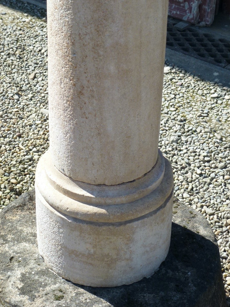 Colonne en pierre de Bourgogne-photo-4