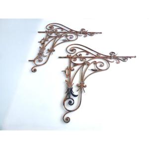 Pair Of Wrought Iron Marquise Brackets Or Cantilevers