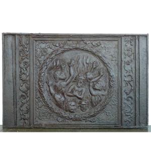 Rare plaque de cheminée coulée aux forges d'Orval datée 16/87 (111x72 cm)