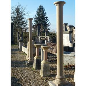 Pair Of Columns In Buxy Stone (saône Et Loire) In The Tuscan Style