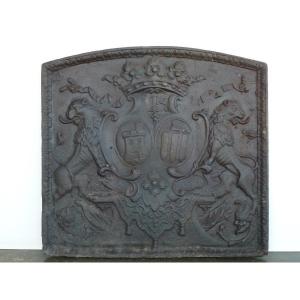 Plaque de cheminée aux armes de François des Salles et de C. L. de Ficquelmont (86x80 cm)