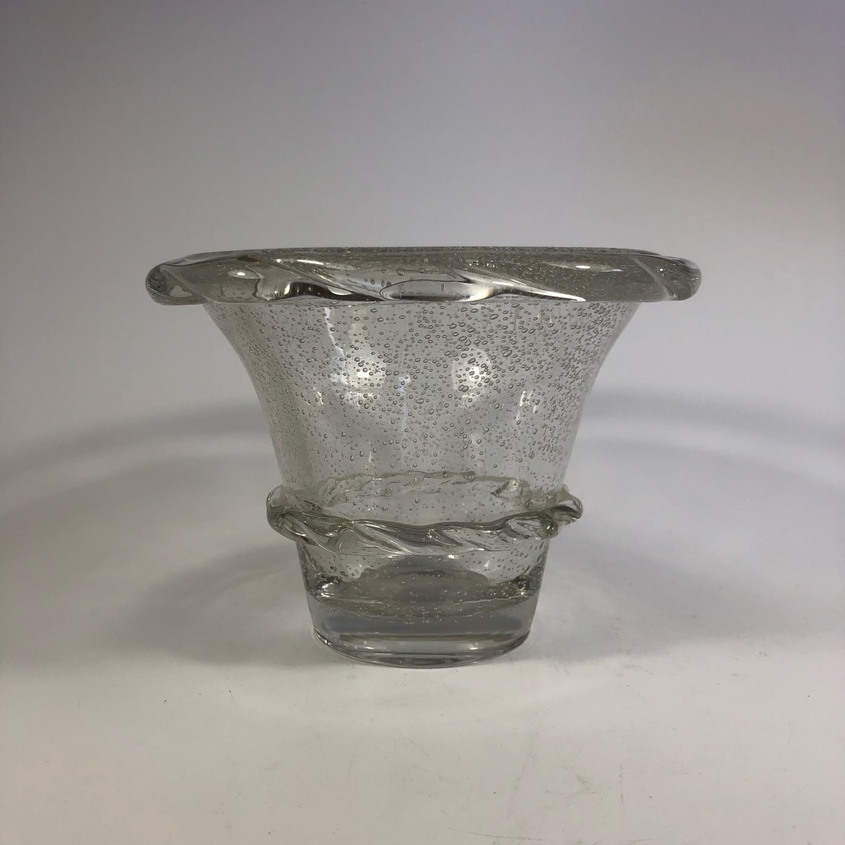 Daum Nancy vase verre bullé signé