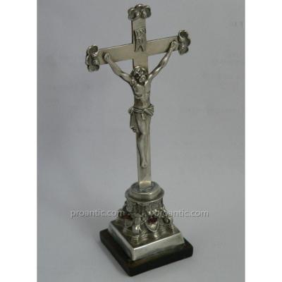 Christ Calvaire Crucifix Chapelle Argent Massif grenats XIXe