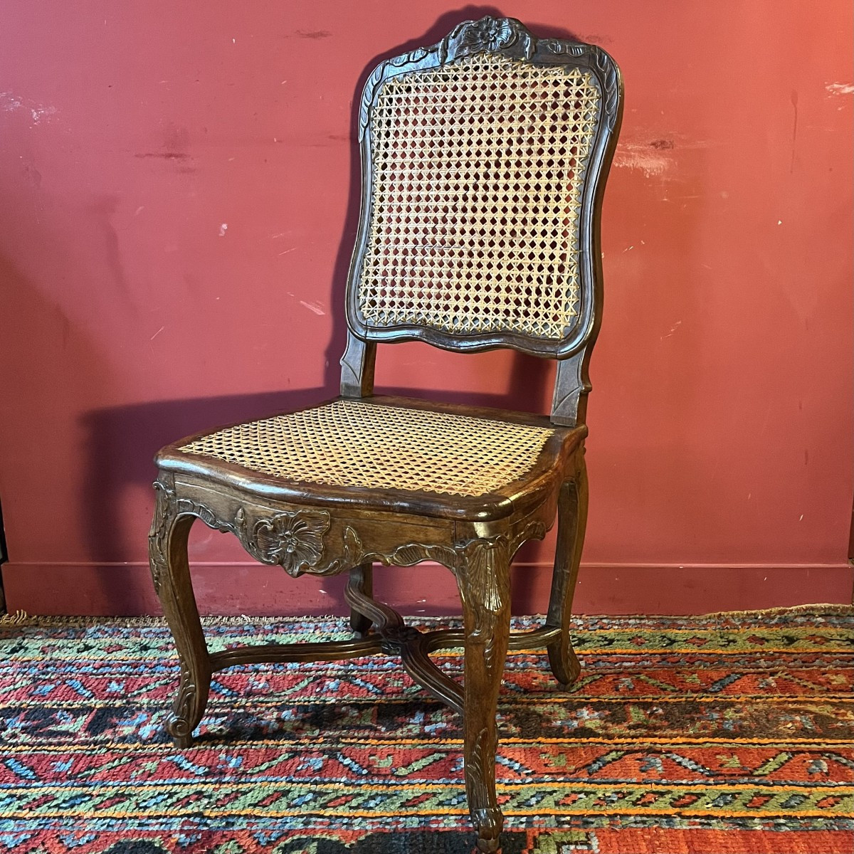 Chaise cannée, début époque Louis XV
