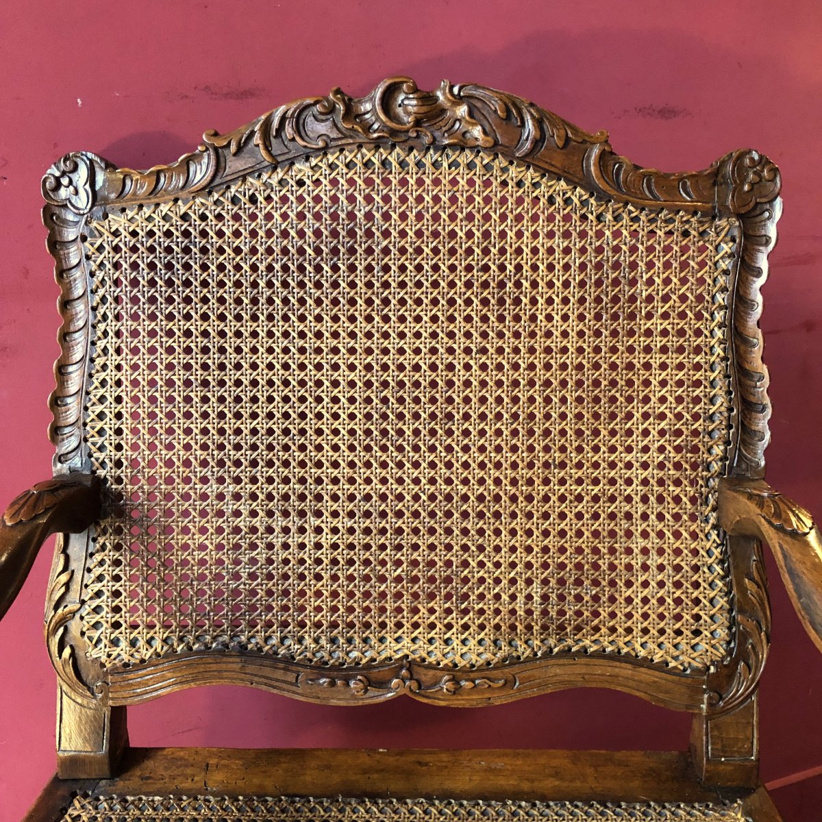 Fauteuil richement sculpté, fin époque Régence-photo-4