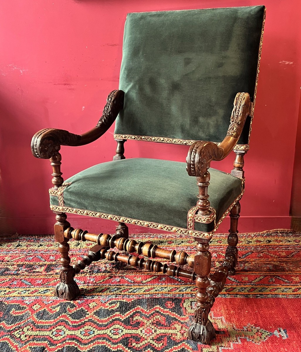 Fauteuil sculpté, époque Louis XIV