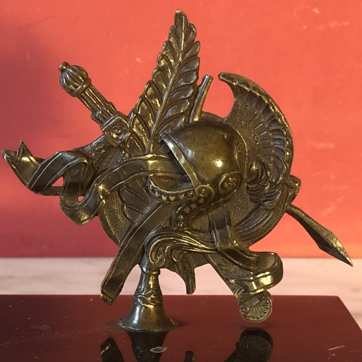 Presse papier au trophée d'armes, vers 1830-photo-1