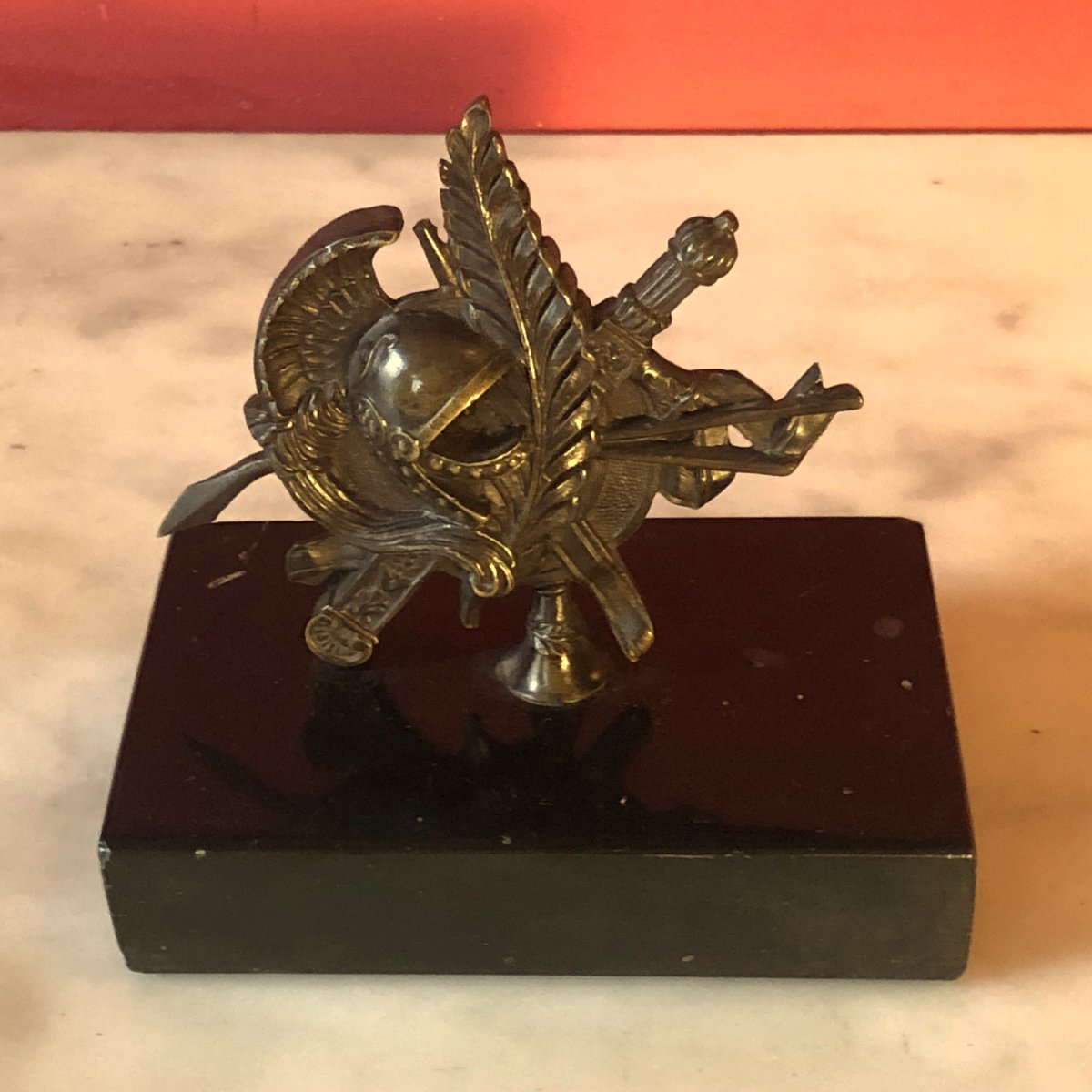 Presse papier au trophée d'armes, vers 1830-photo-3