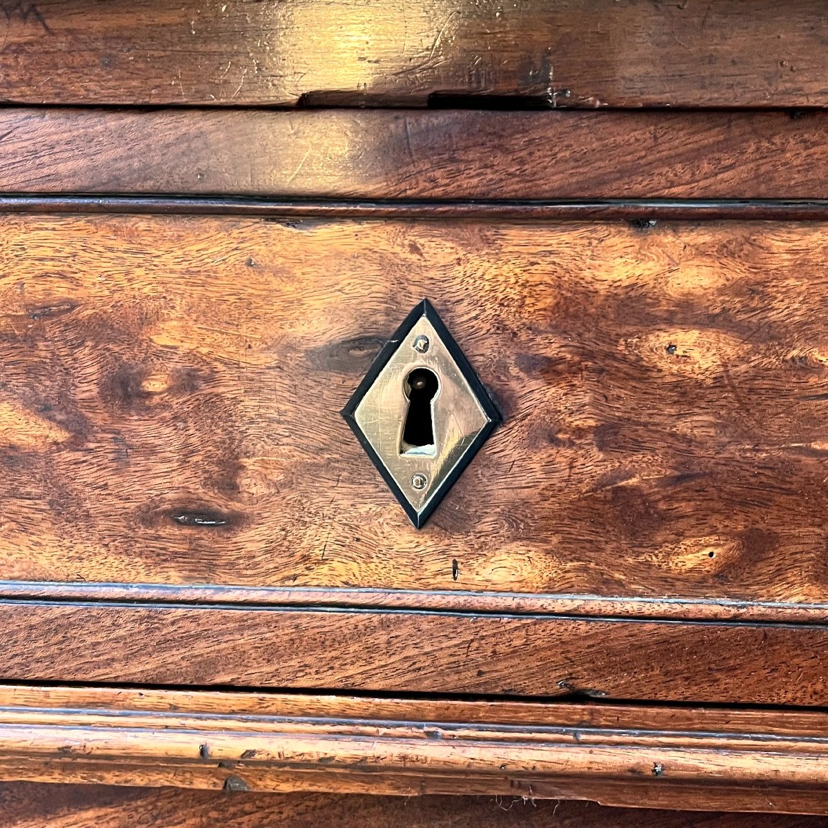 Commode en acajou moucheté, époque Louis XVI-photo-3