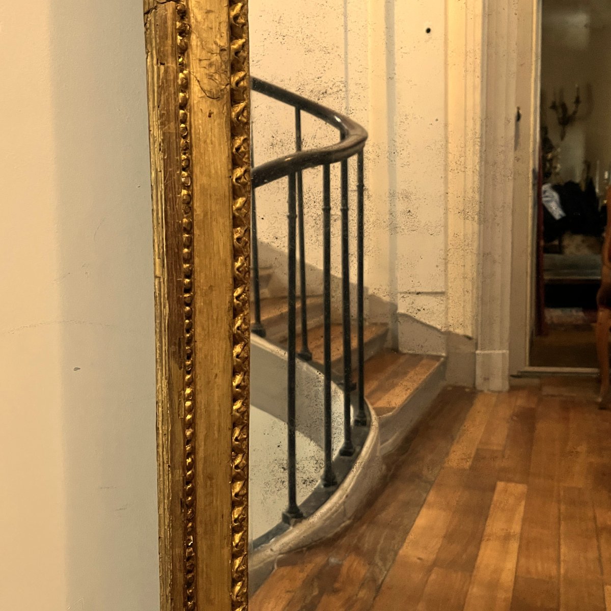 Important miroir à fronton, époque Louis XVI (hauteur 192 cm)-photo-6